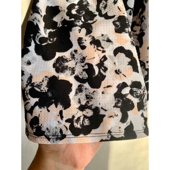 Sploshy Flower Skirt By Joe B - Picture 3 of 4